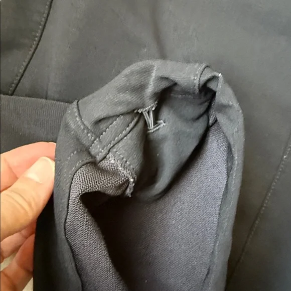 Mountain Hardwear Hiking She’ll Pants - Picture 2 of 10